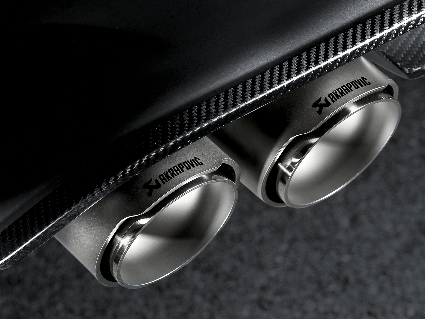 Akrapovic BMW M4 TAIL PIPE SET (TITANIUM)